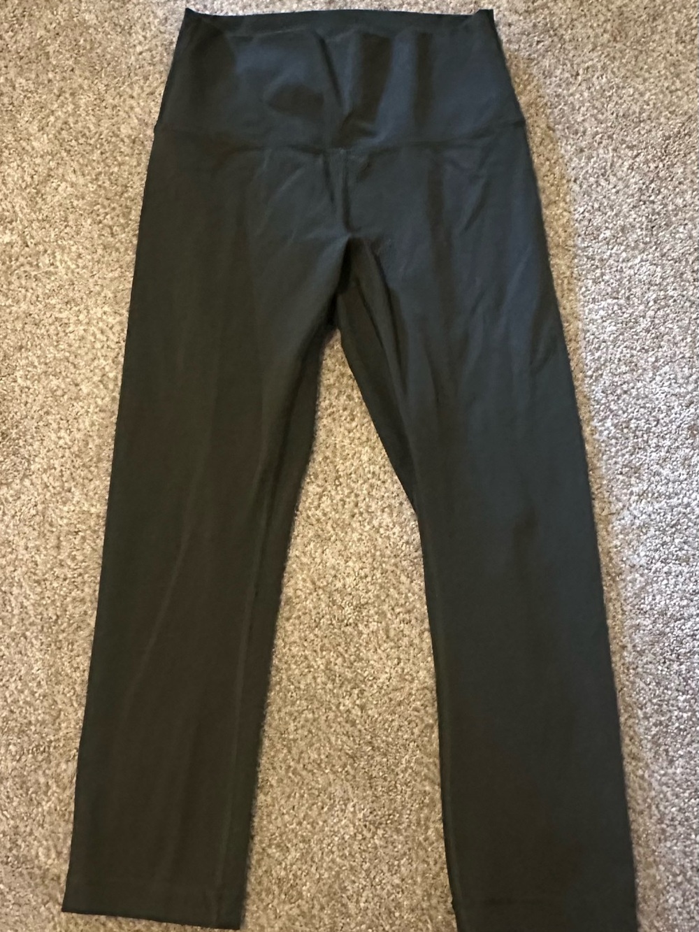 Lululemon Cropped High-Waisted Green Leggings